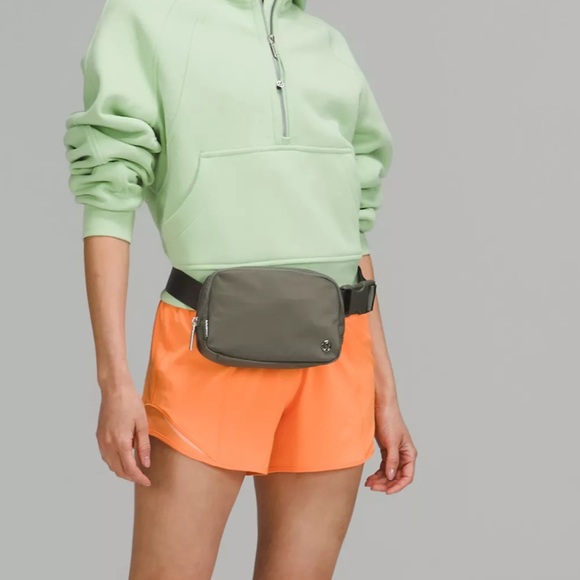 lululemon athletica Bags Lululemon Everywhere Belt Bag L Grey Sage